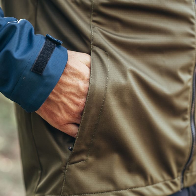 Kurtka rowerowa męska Northwave Easy Out Softshell deep blue/forest green 13