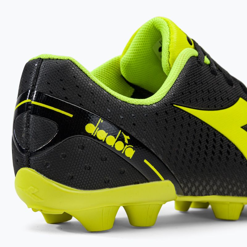 Buty piłkarskie dziecięce Diadora Pichichi 5 MD Jr czarne DD-101.178796-C0004-35 9