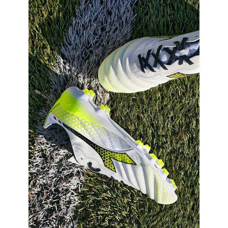 Buty piłkarskie męskie Diadora Brasil Elite Tech GR ITA LPX white/black/fluo yellow 18