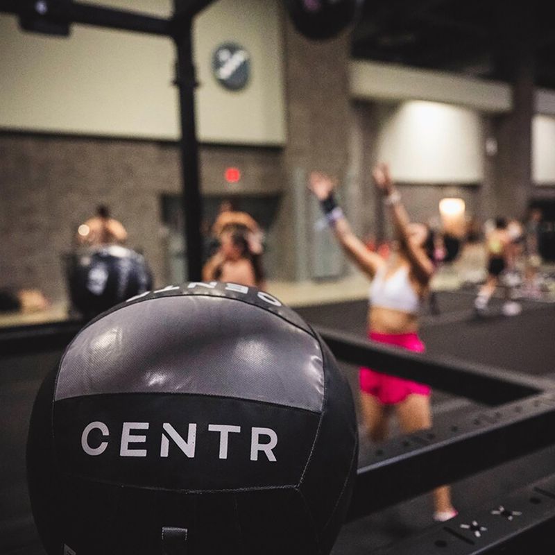 Piłka lekarska CENTR Competition Wall Ball Centr x Hyrox 6 kg black 4