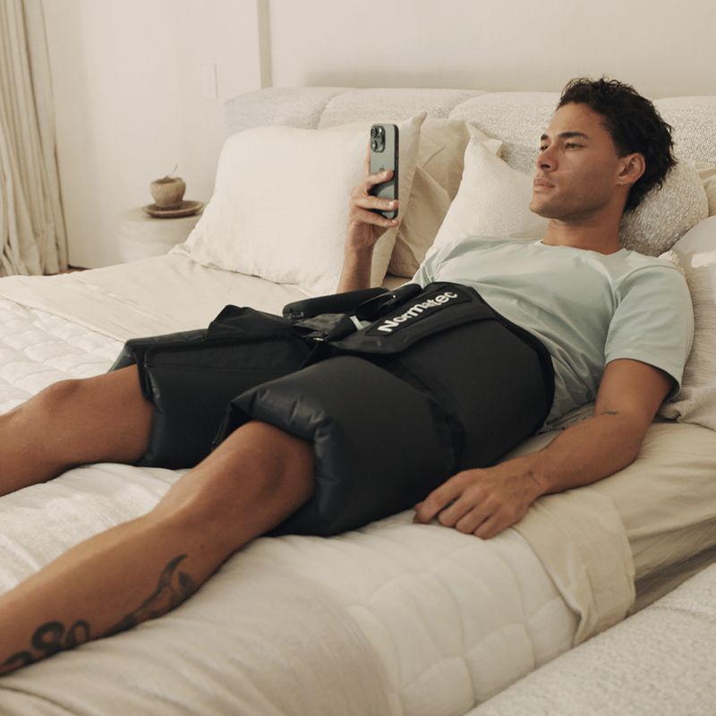 Spodenki do regeneracji Normatec Premier Hip black 10