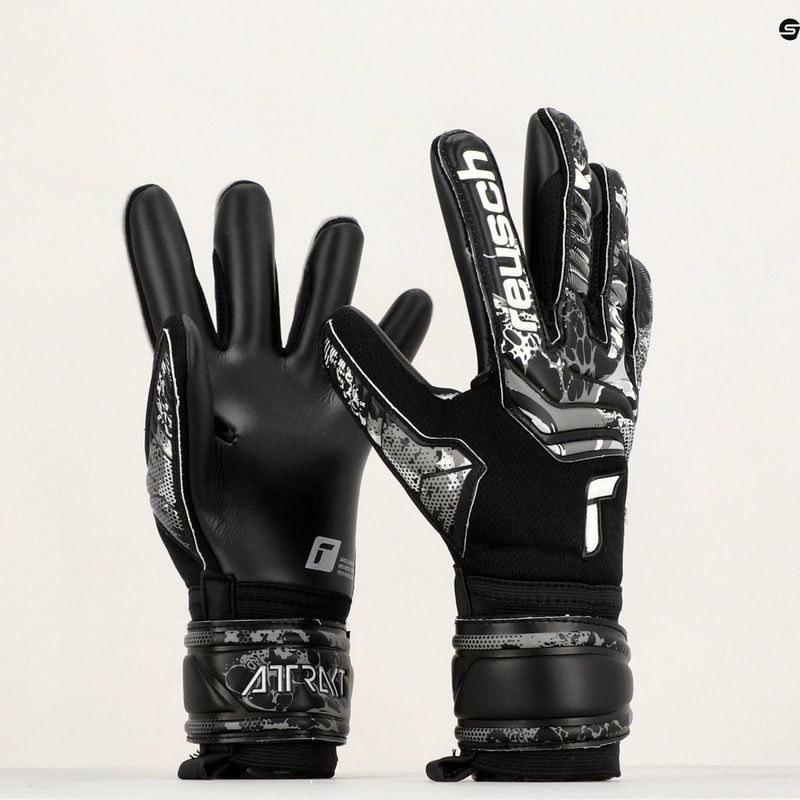 Rękawice bramkarskie Reusch Attrakt Infinity black 8