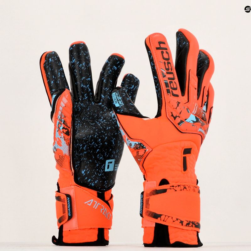 Rękawice bramkarskie Reusch Attrakt Fusion Guardian AdaptiveFlex bright red/future blue/black 9