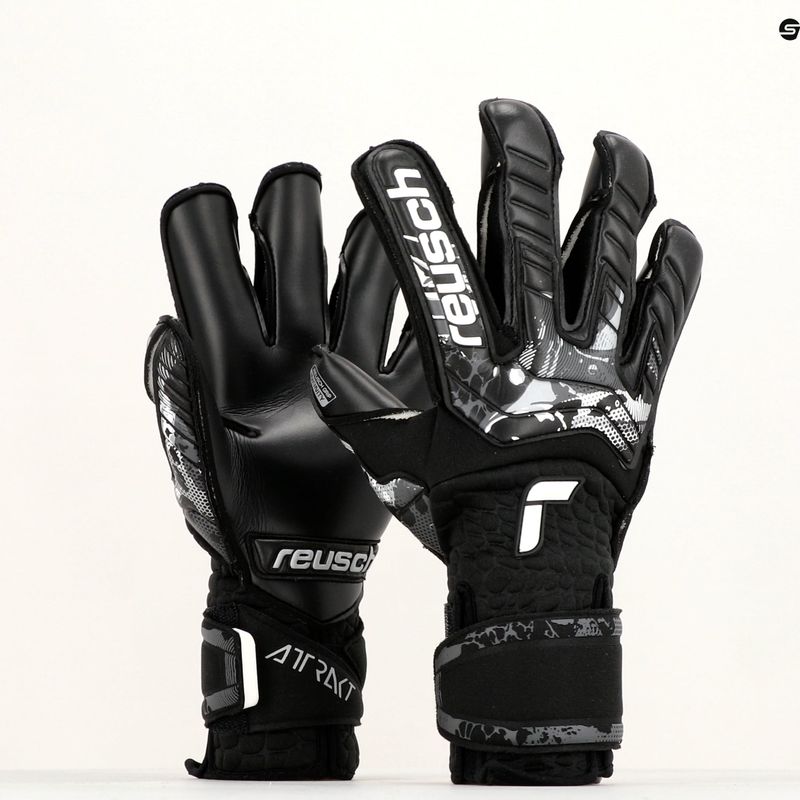 Rękawice bramkarskie Reusch Attrakt Infinity Resistor AdaptiveFlex black 9