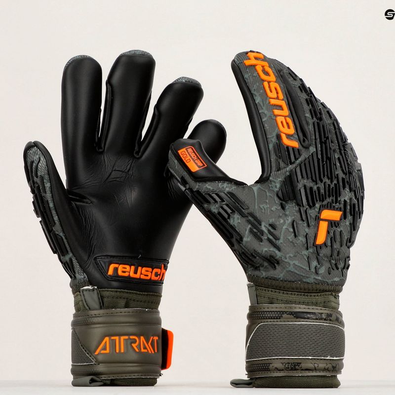 Rękawice bramkarskie Reusch Attrakt Freegel Gold Finger Support desert green/shock orange/black 14