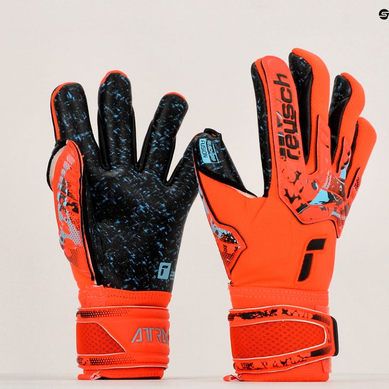 Rękawice bramkarskie dziecięce Reusch Attrakt Fusion Guardian bright red/future blue/black 7