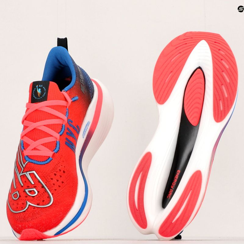 Buty do biegania damskie New Balance NYC Marathon FuelCell SuperComp Elite v3 red 19
