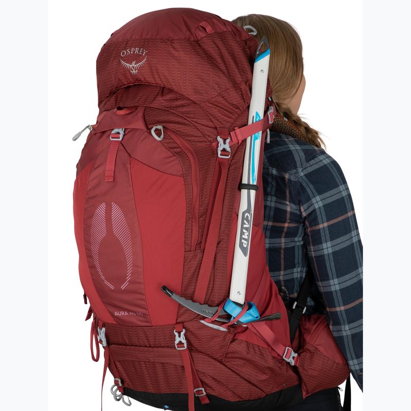 Plecak trekkingowy damski Osprey Aura AG 65 l M-L berry sorbet red 9