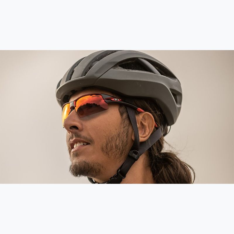 Okulary przeciwsłoneczne Tifosi Crit Clarion Fototec black red/clarion red fotochrom 4