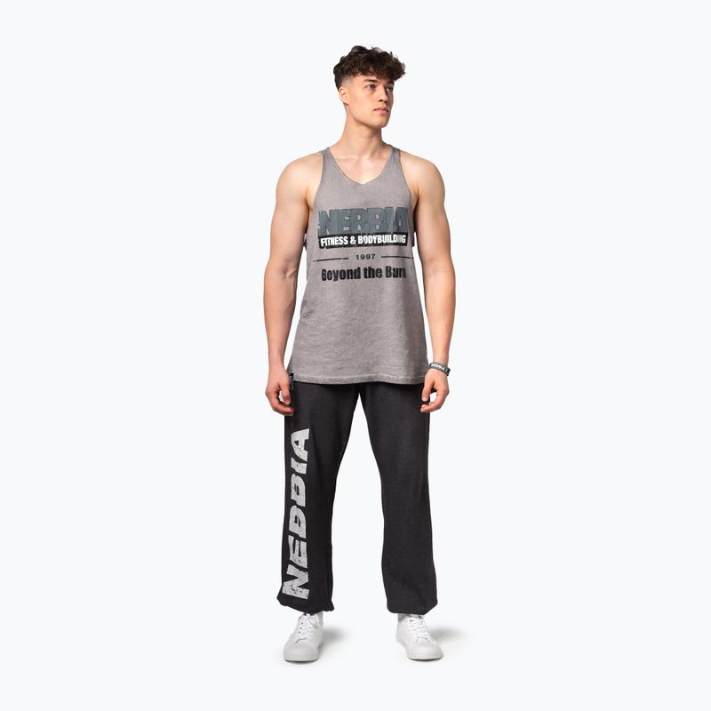 Koszulka treningowa męska NEBBIA Washed-Off Stringer Max Out light grey 2