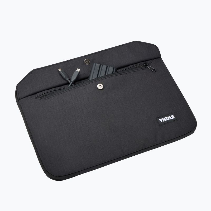 Pokrowiec na MacBook Air 15" Thule Lithos Sleeve black 4