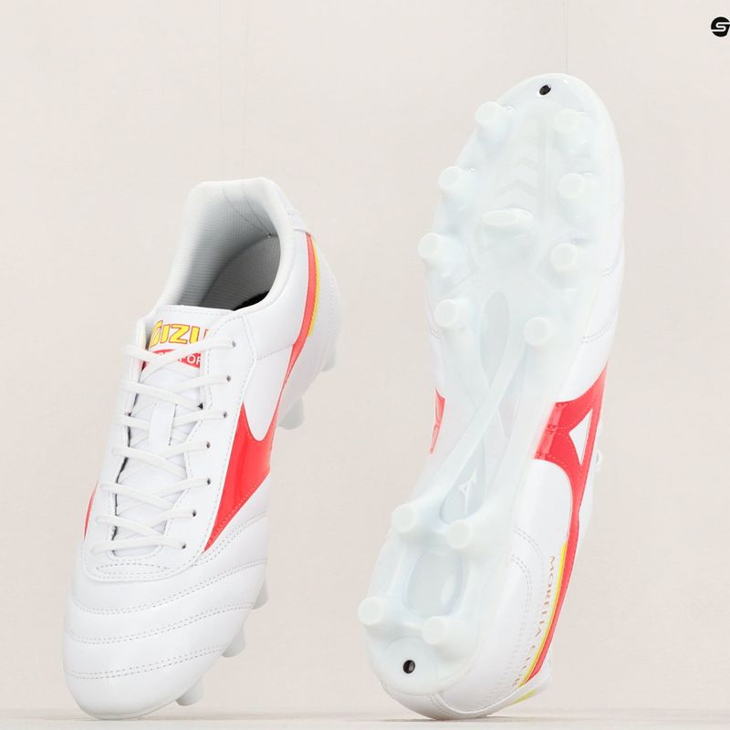 Buty piłkarskie męskie Mizuno Morelia II Club MD white/flery coral2/bolt2 12