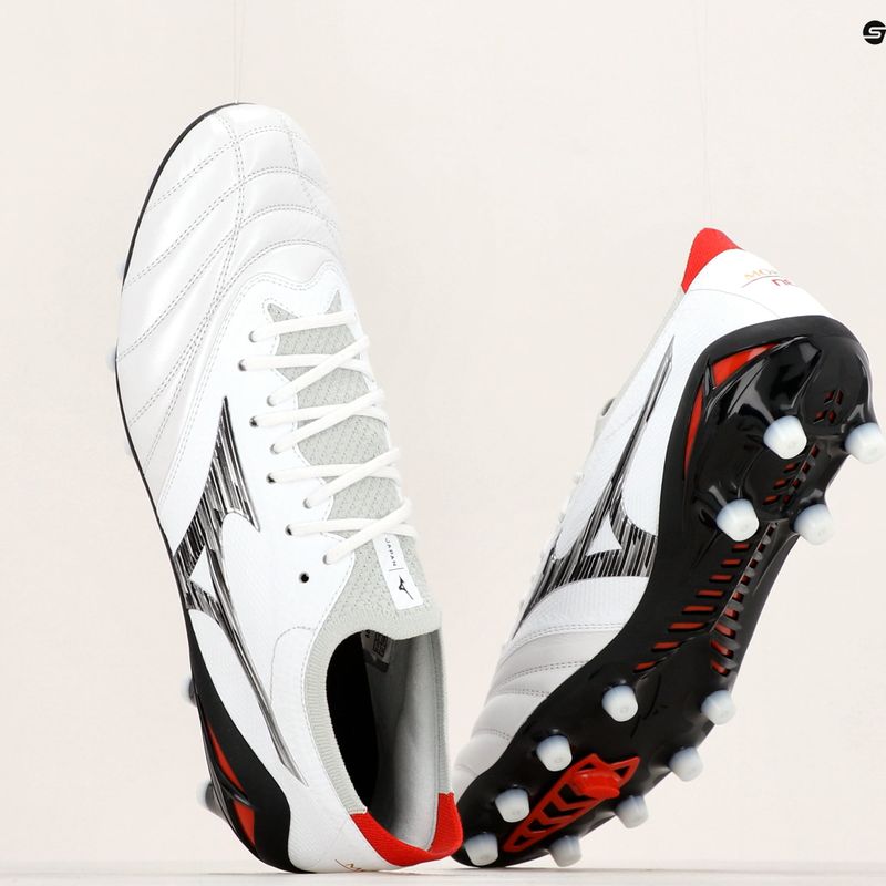 Buty piłkarskie Mizuno Morelia Neo IV Beta JP MD white/black/chinese red 13