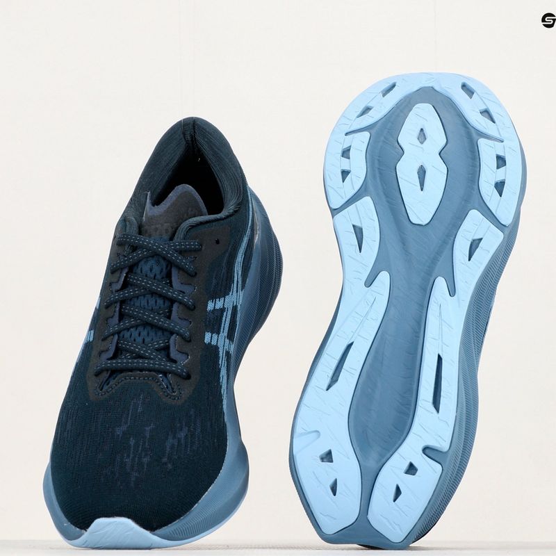 Buty do biegania męskie ASICS Novablast 3 french blue/storm blue 17