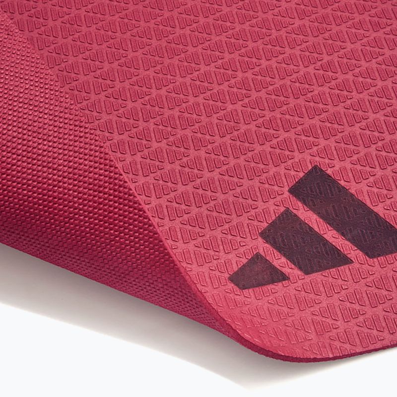 Mata fitness adidas Yoga 4 mm collegiate burgundy 4