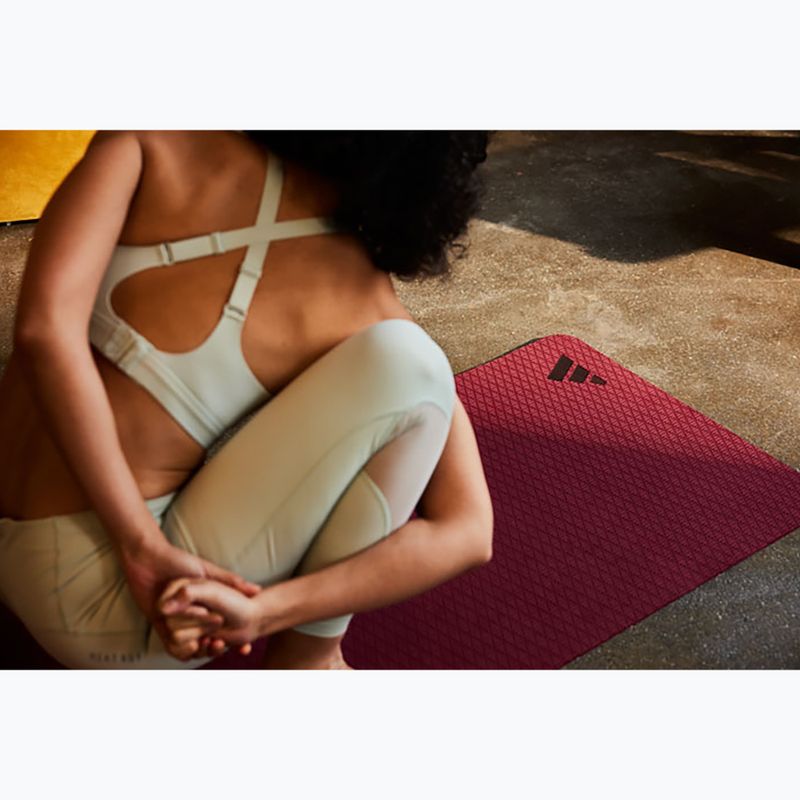 Mata fitness adidas Yoga 6 mm collegiate burgundy 11