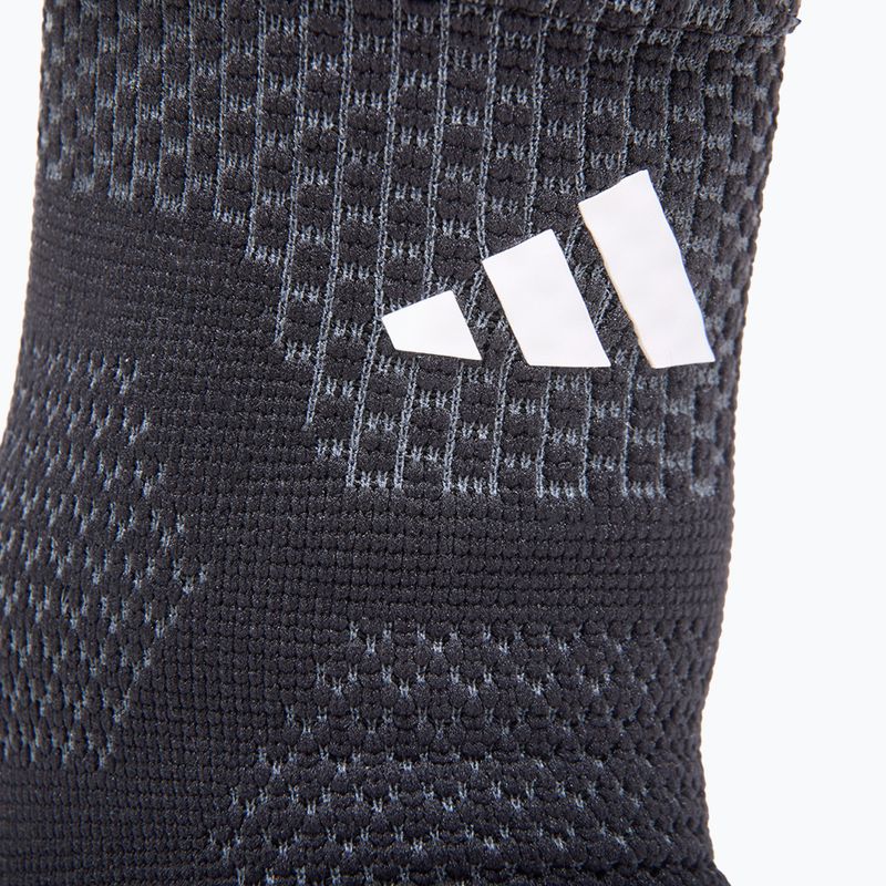 Stabilizator kostki adidas Essential Ankle Support black 4