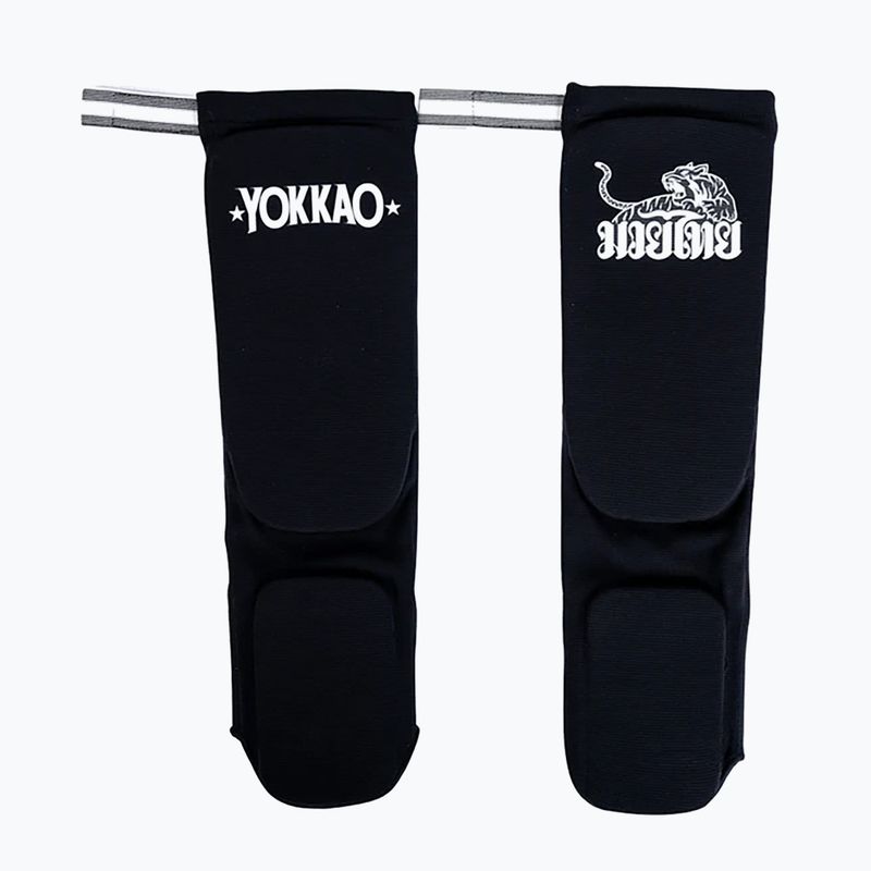 Ochraniacze piszczeli YOKKAO Muay Thai Boxing black cotton
