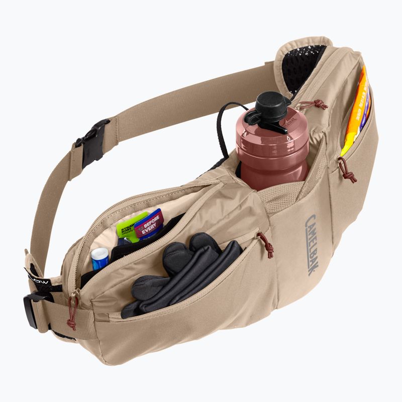 Saszetka nerka CamelBak Podium Flow 4 l z bidonem 620 ml moondust 7