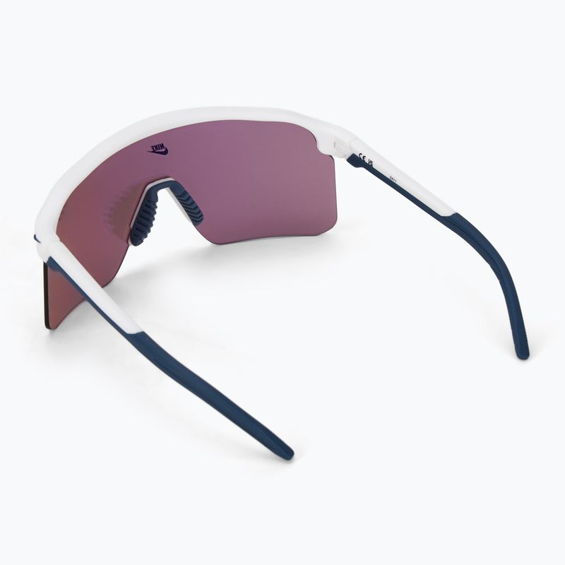 Okulary przeciwsłoneczne Nike Expedition Shield E matte summit white/ road chrome mirror 2