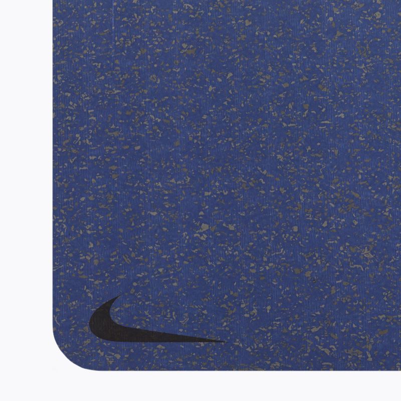 Mata do jogi Nike Move 4 mm midnight navy 3