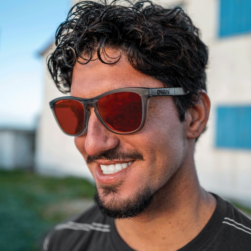 Okulary przeciwsłoneczne Oakley Frogskins Range matte grey smoke/grey ink/ruby 10