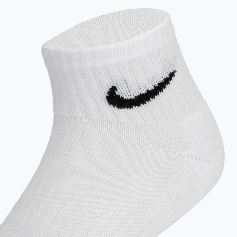Skarpety Nike Everyday Cushioned Ankle 3 pary white/black 4
