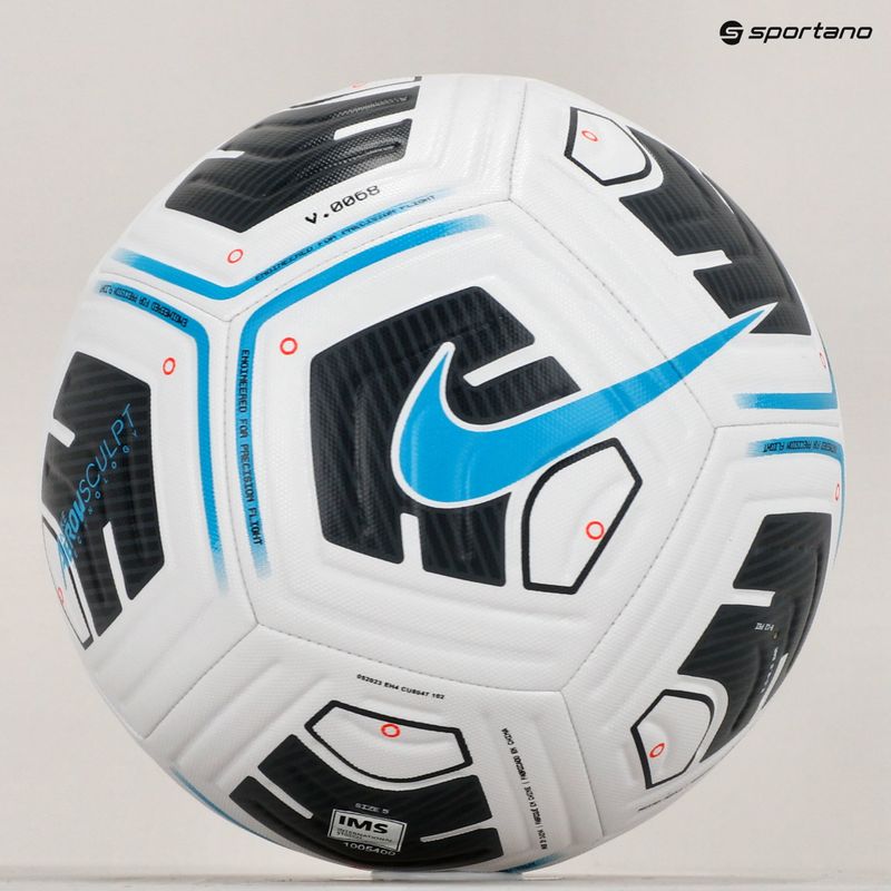 Piłka do piłki nożnej Nike Academy Team white/black/light blue fury rozmiar 5 5