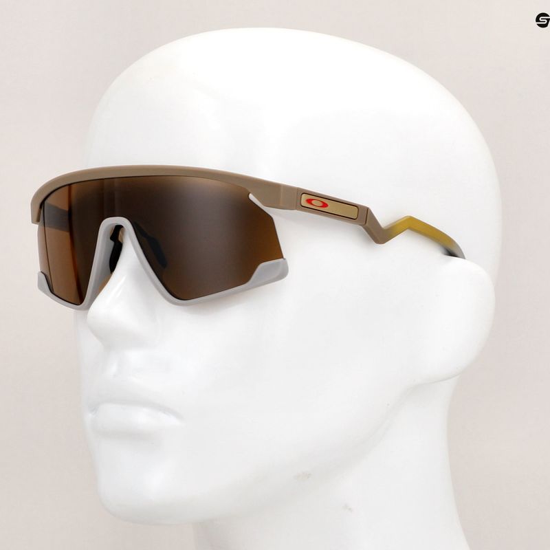 Okulary przeciwsłoneczne Oakley Bxtr Patrick Mahomes II matte terrain tan/prizm tungsten 12