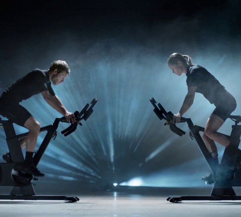 Rower stacjonarny Technogym Skill Bike black 11