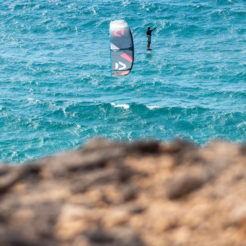 Latawiec kitesurfingowy DUOTONE Rebel SLS 2022 grey/coral red 4