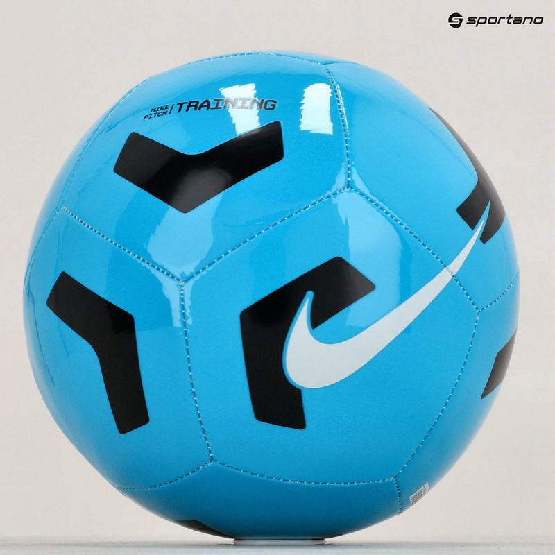 Piłka do piłki nożnej Nike Pitch Training light blue fury/black/whiterozmiar 5 6