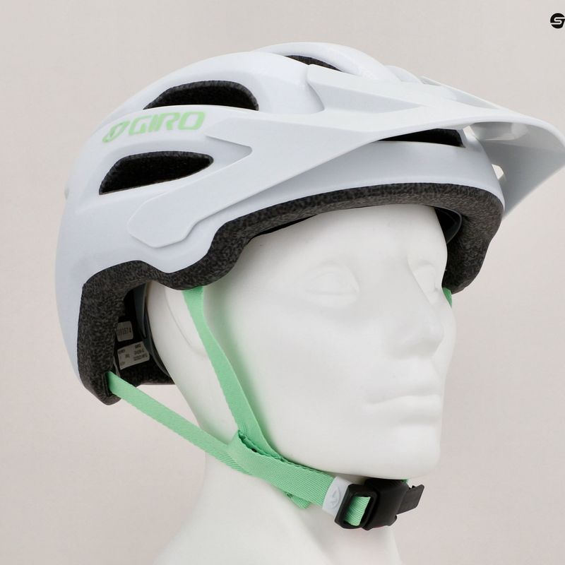 Kask rowerowy Giro Fixture II W matte white green pearl 9