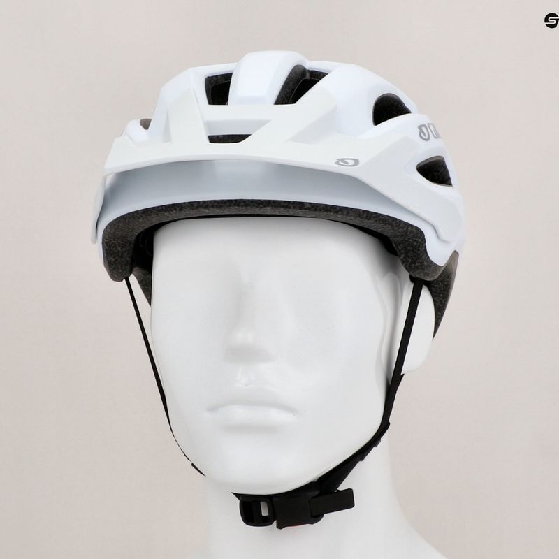 Kask rowerowy Giro Fixture II matte white 9