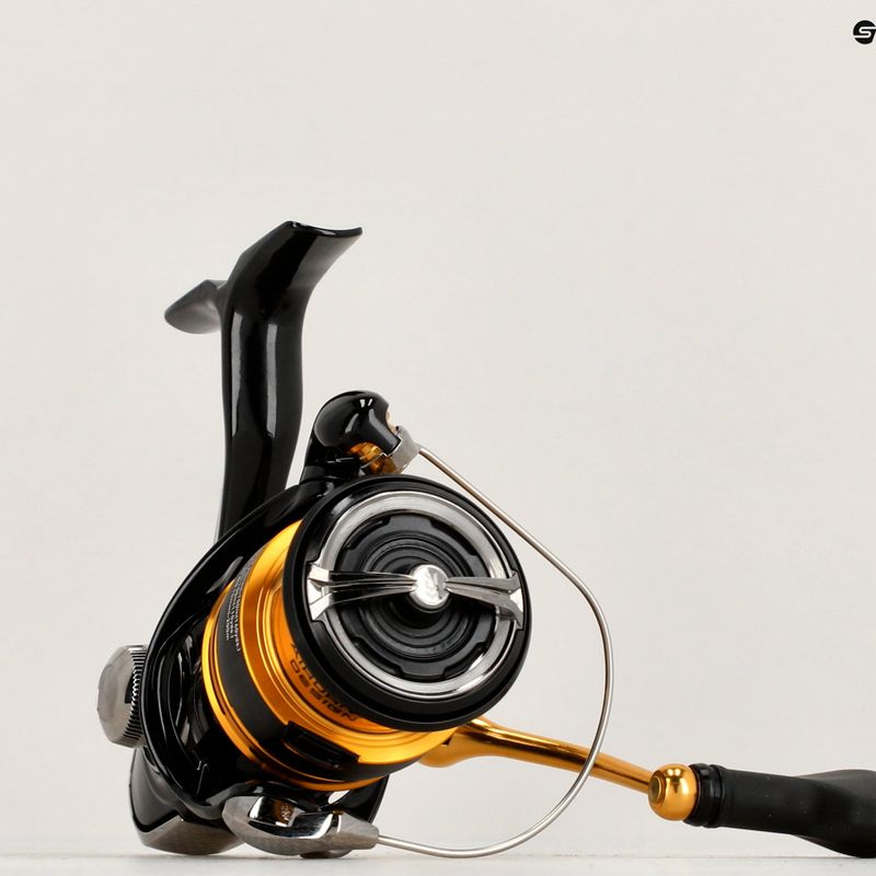 Kołowrotek spinningowy Daiwa 23 Legalis LT 7