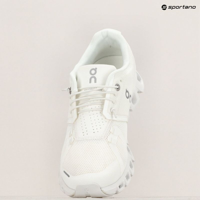 Buty damskie On Running Cloud 5 undyed-white/white 9