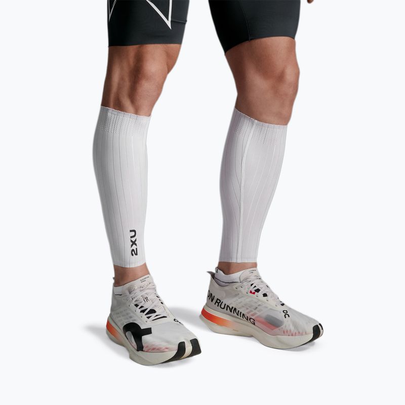 Opaski aerodynamiczne 2XU Light Speed Aero Calf Guards white/black 2