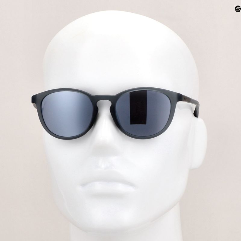 Okulary przeciwsłoneczne Nike Evolution matte dark grey/silver flash 7