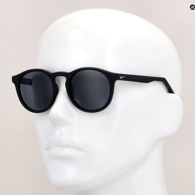 Okulary przeciwsłoneczne Nike Swerve matte black/polar grey 7