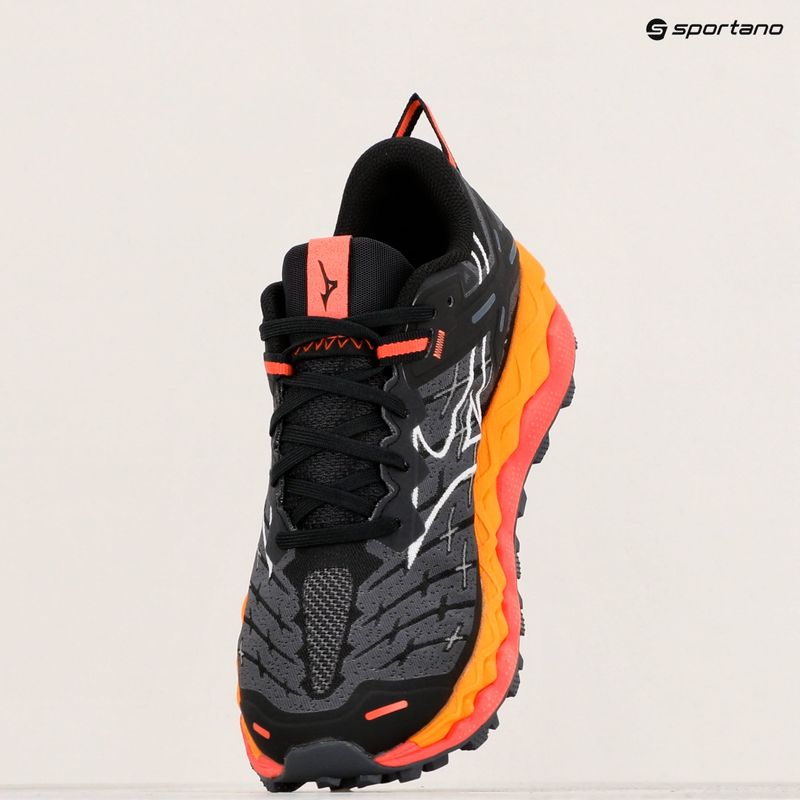 Buty do biegania damskie Mizuno Wave Mujin 10 black/white/hot coral 9