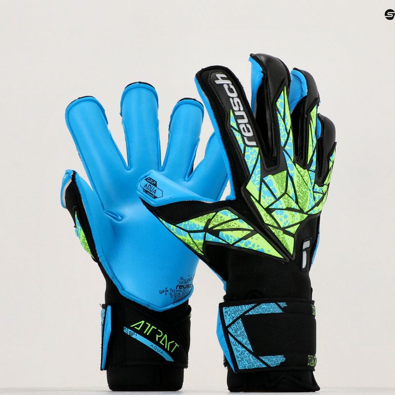 Rękawice bramkarskie Reusch Attrakt Aqua Evolution black/fluo lime/aqua 8