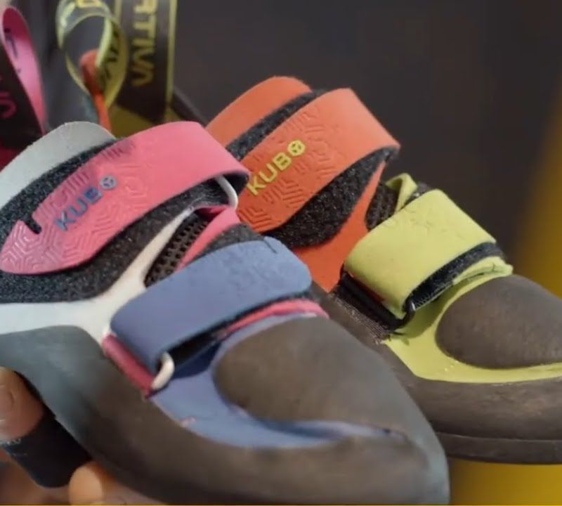 Buty wspinaczkowe damskie La Sportiva Kubo 2024 royal/love potion 13