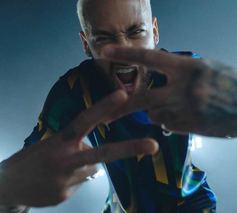 Buty piłkarskie męskie PUMA Future Z 1.4 MG fizzy light/parisian night 13