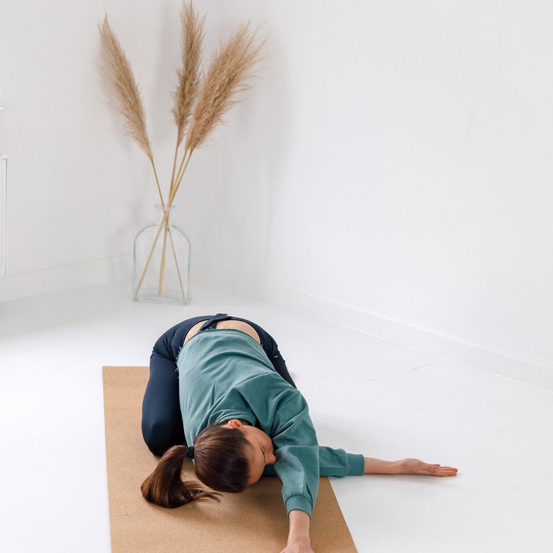 Mata do jogi XTREXO Korkowa TPE 6 mm czarna 10