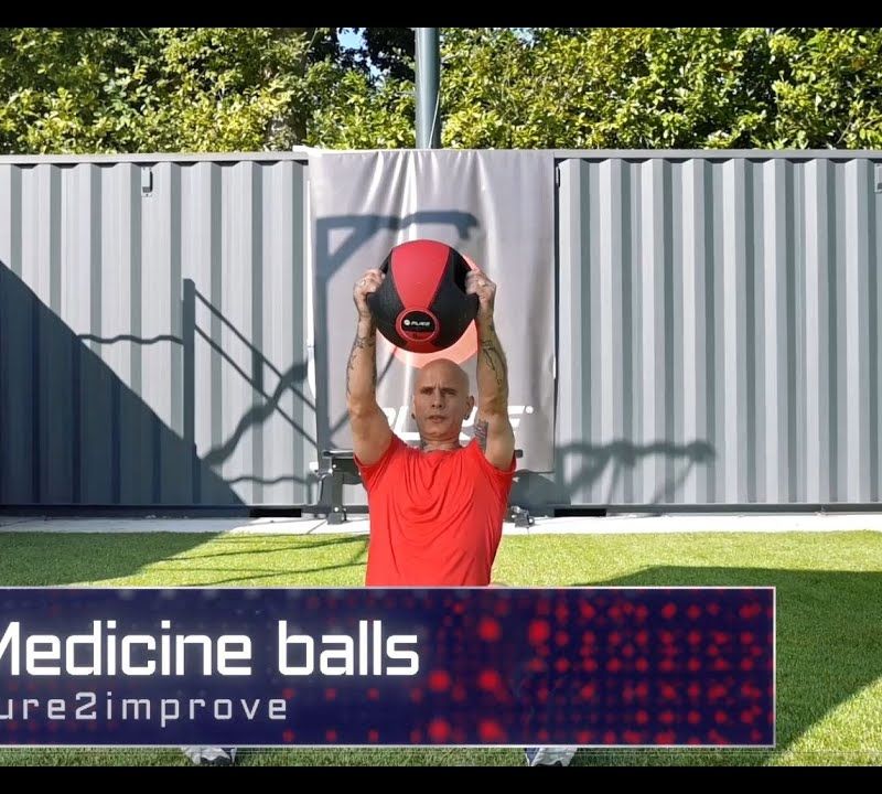 Piłka lekarska Pure2Improve Medicine Ball 2139 4 kg 4