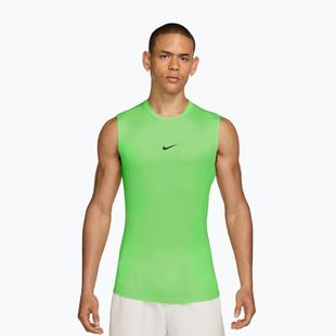 Koszulka treningowa męska Nike Pro Dri-Fit Tight Sleeveless Fitness green strike/black