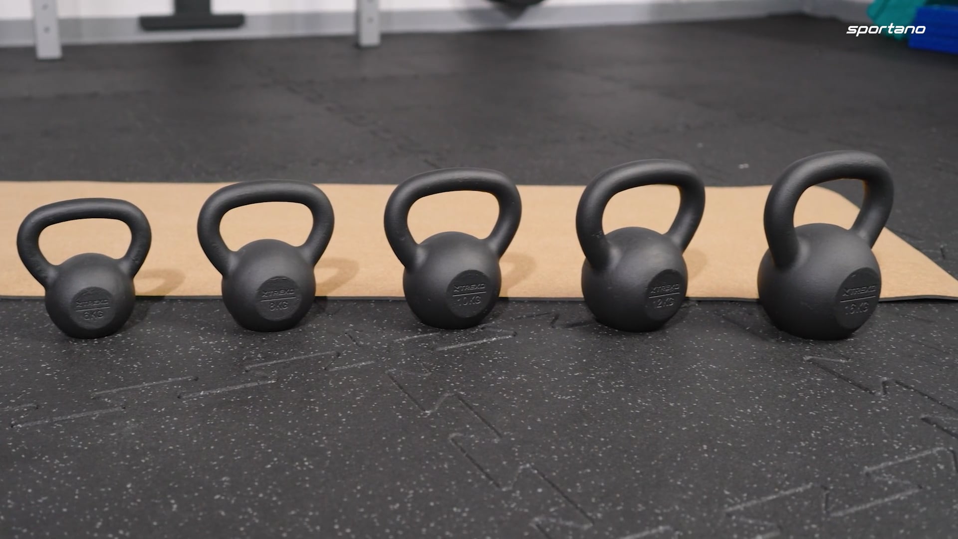 Kettlebell Żeliwny TREXO 10 kg czarny