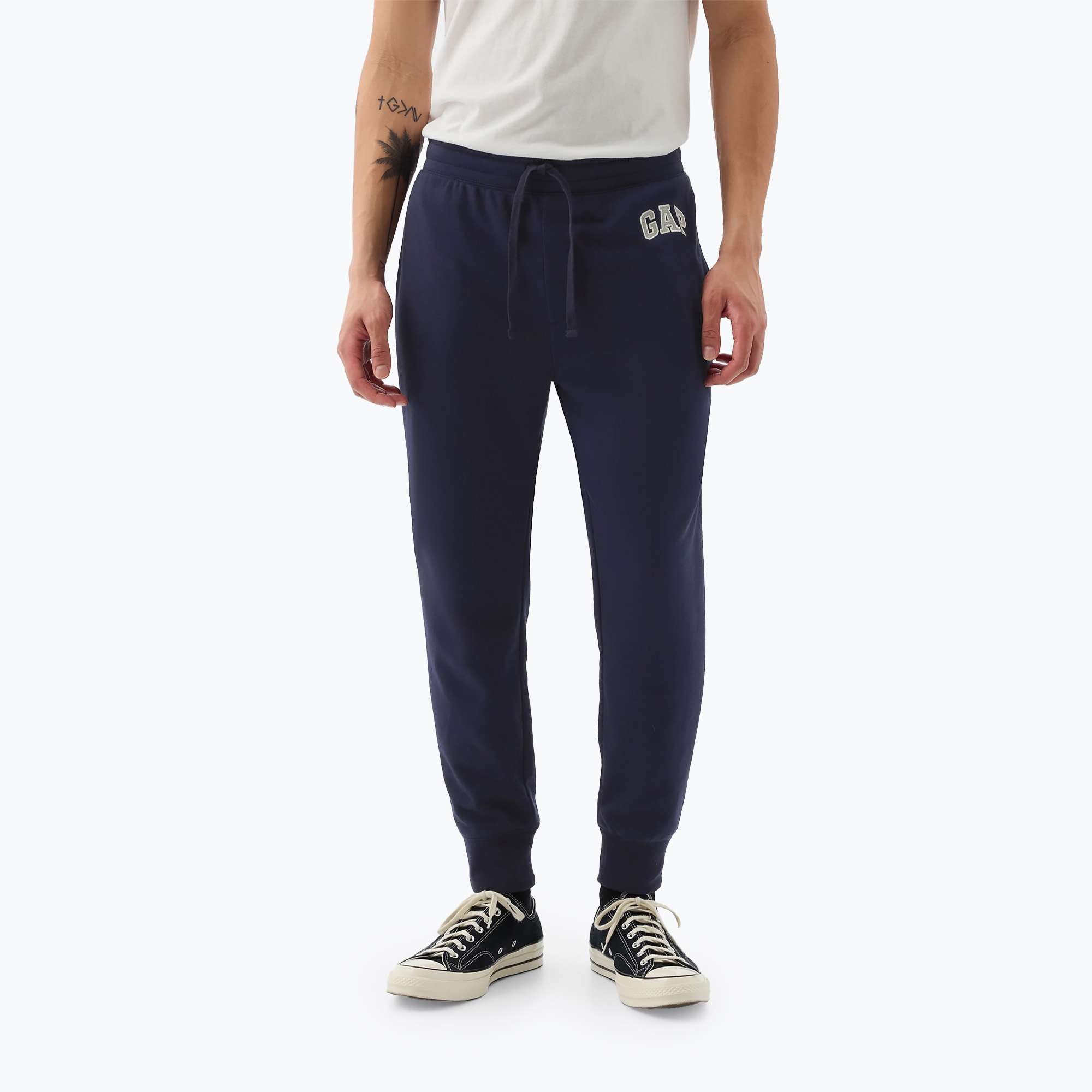 Spodnie męskie GAP Heritage French Terry Loggo Jogger blue navy | WYSYŁKA W 24H | 30 DNI NA ZWROT