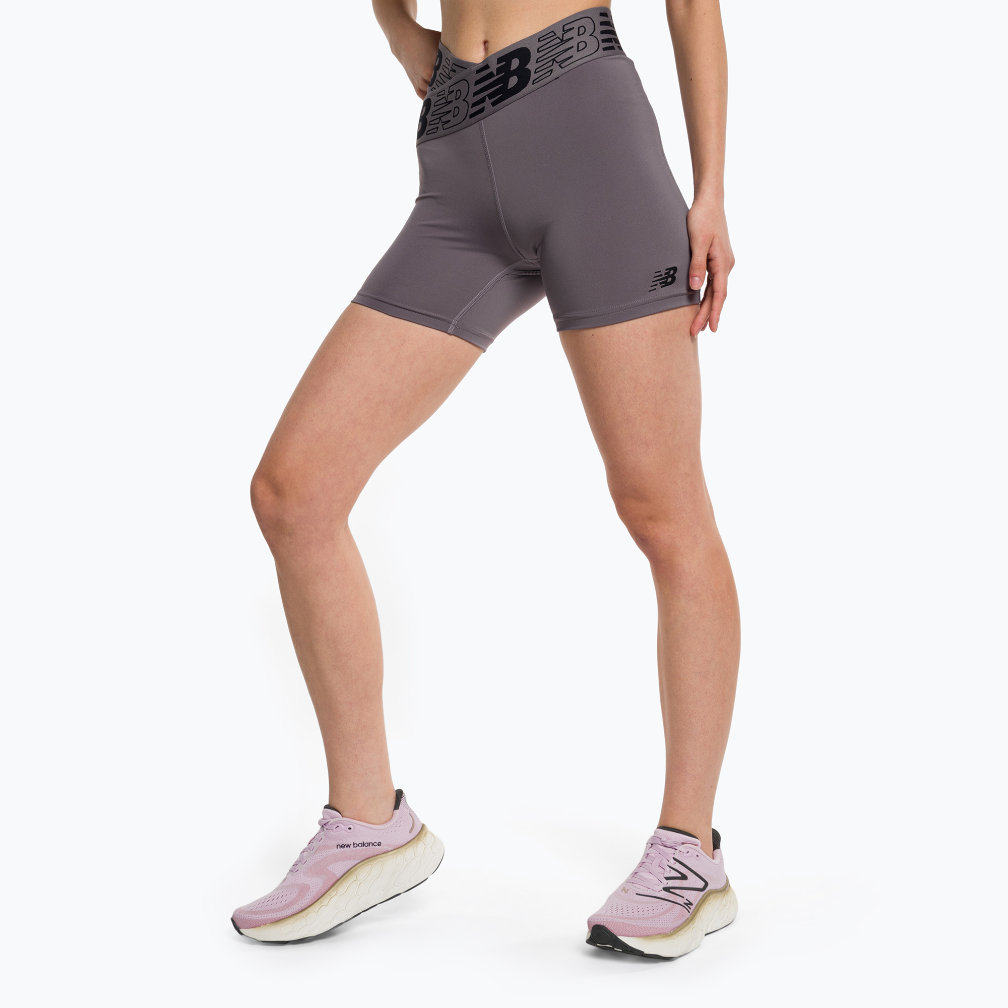 Spodenki treningowe damskie New Balance Relentless Fitted zinc | WYSYŁKA W 24H | 30 DNI NA ZWROT
