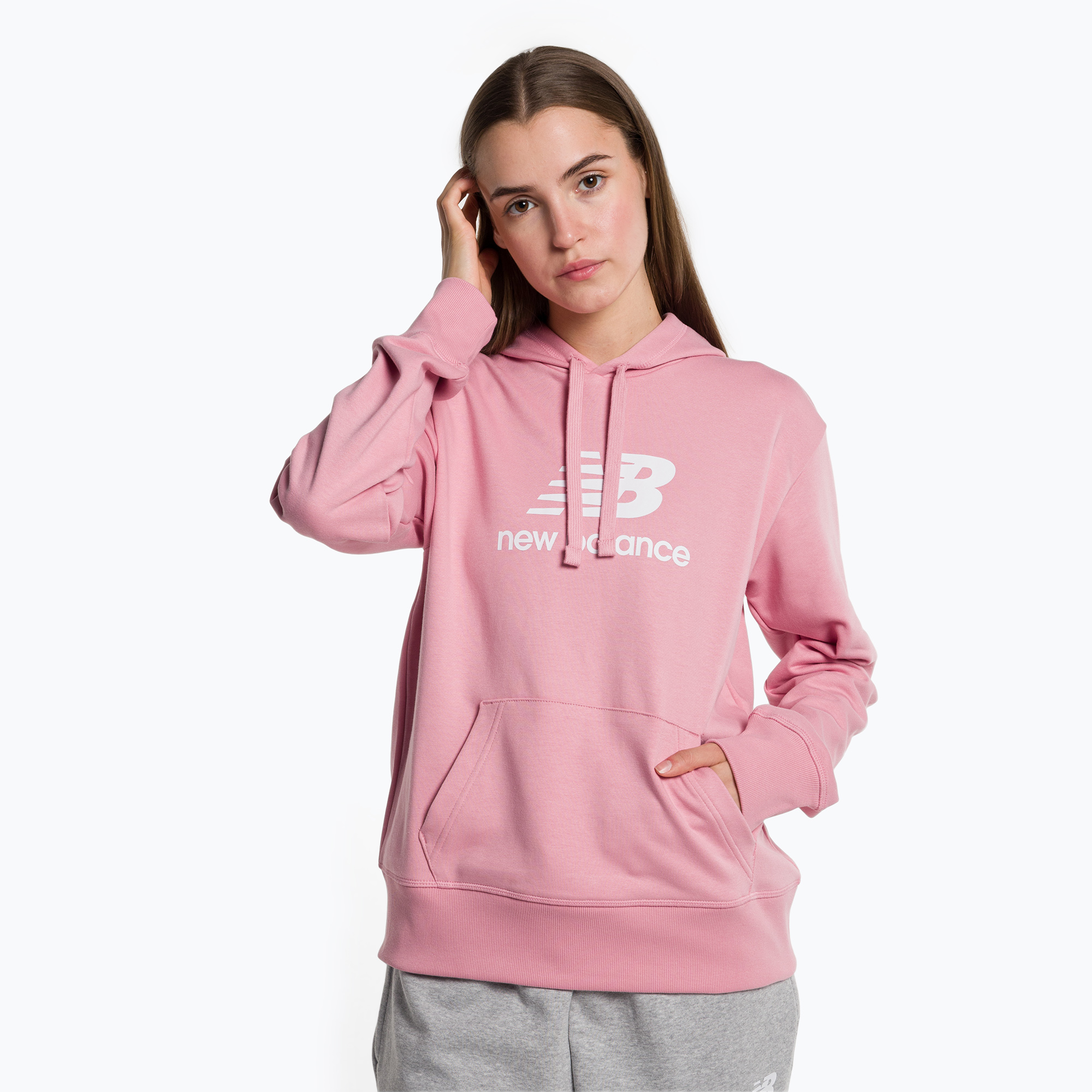 Bluza damska New Balance Essentials Stacked Logo French Terry Hoodie hazy rose | WYSYŁKA W 24H | 30 DNI NA ZWROT